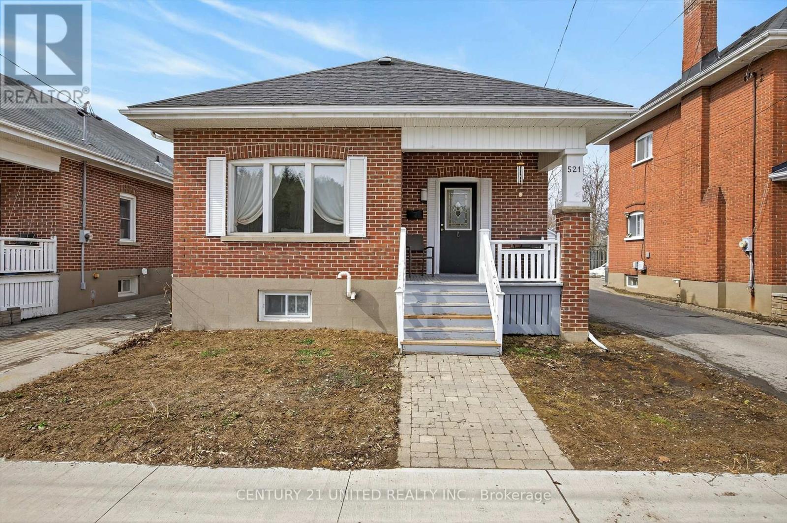 521 Armour Road, Peterborough (Ashburnham Ward 4), Ontario  K9H 1Y8 - Photo 3 - X12949854