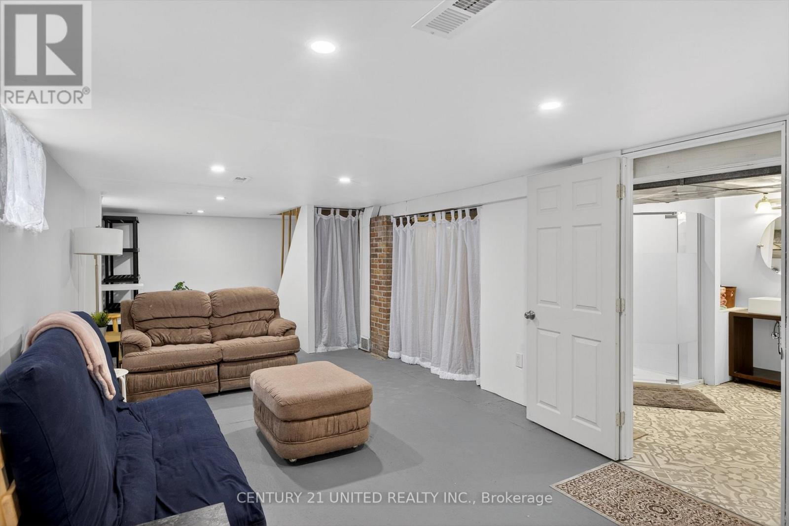 521 Armour Road, Peterborough (Ashburnham Ward 4), Ontario  K9H 1Y8 - Photo 33 - X12949854