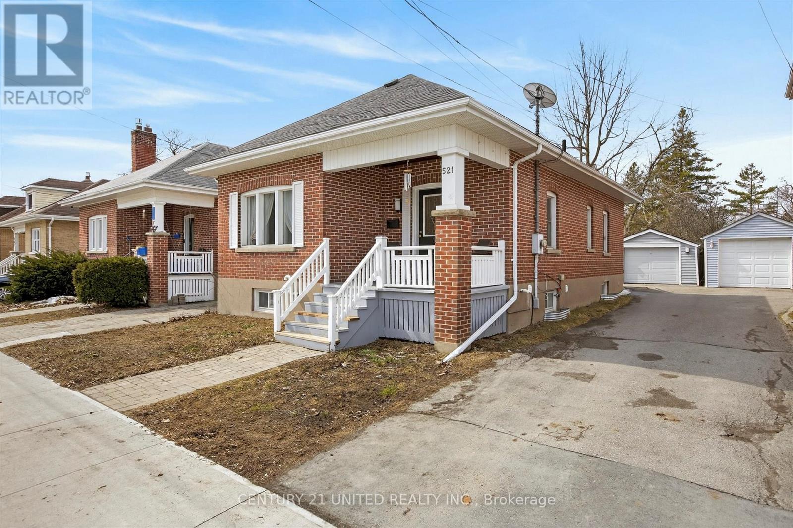 521 Armour Road, Peterborough (Ashburnham Ward 4), Ontario  K9H 1Y8 - Photo 4 - X12949854