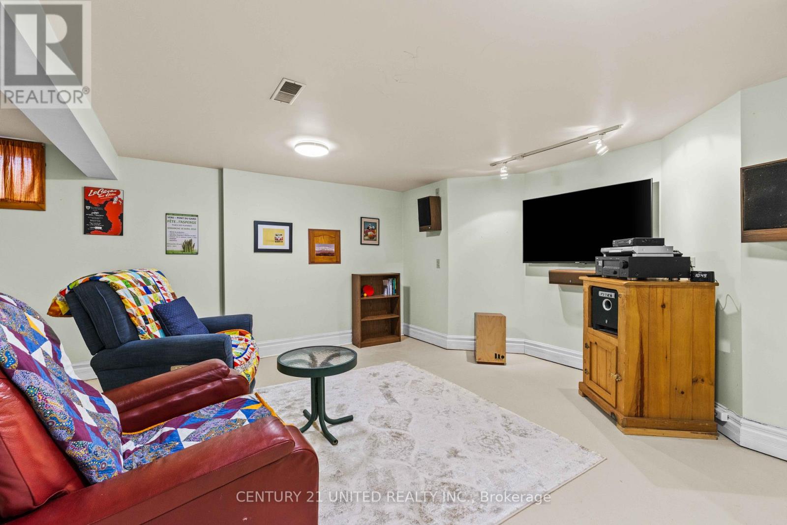 19 Anne Street, Peterborough (Town Ward 3), Ontario  K9J 4S3 - Photo 27 - X12950418