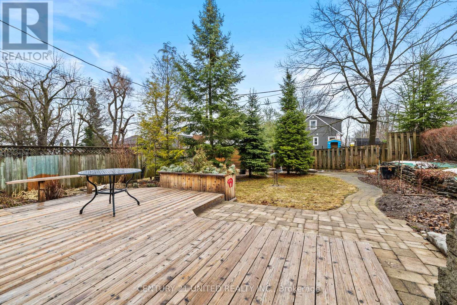 19 Anne Street, Peterborough (Town Ward 3), Ontario  K9J 4S3 - Photo 34 - X12950418