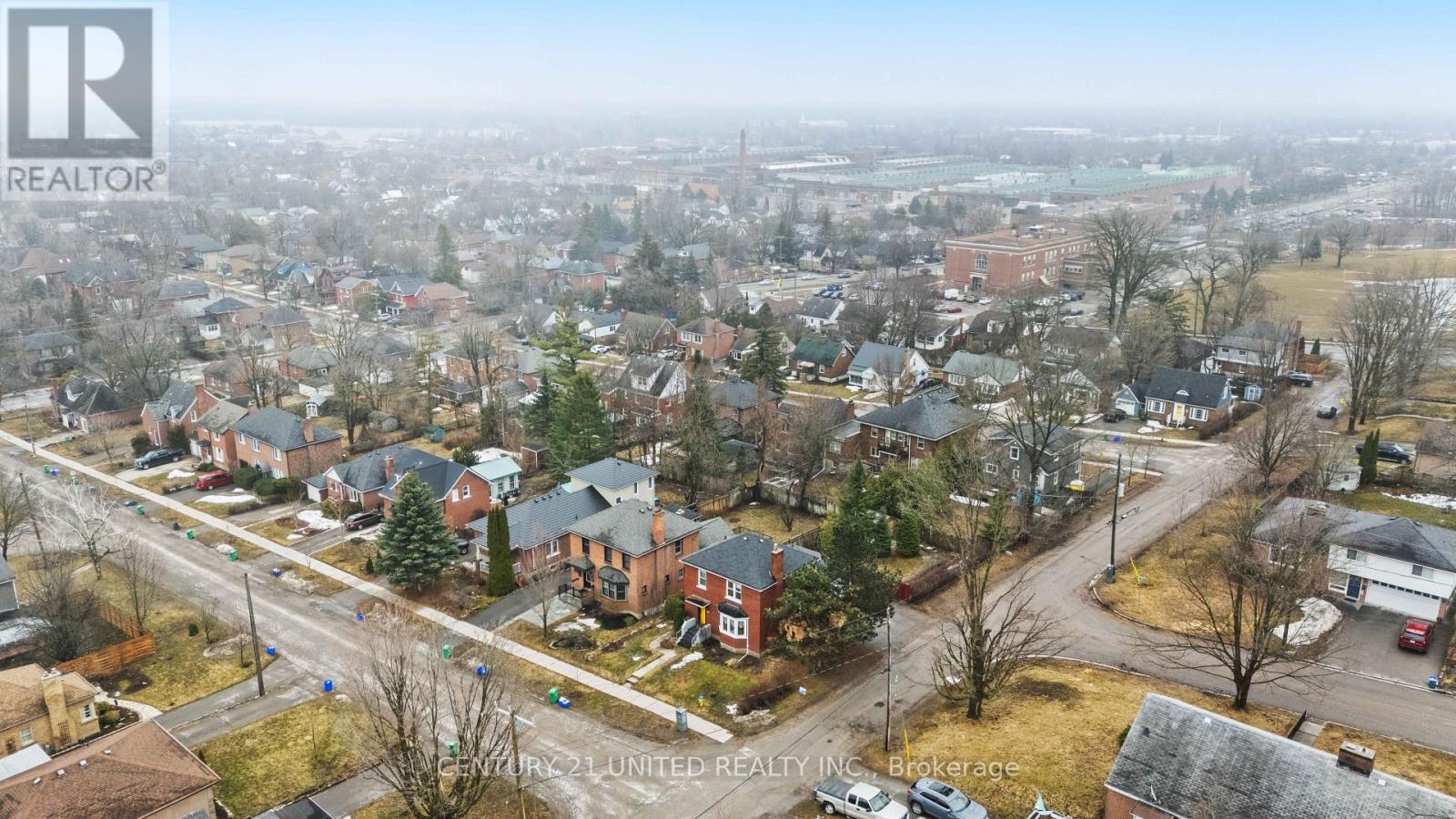 19 Anne Street, Peterborough (Town Ward 3), Ontario  K9J 4S3 - Photo 38 - X12950418