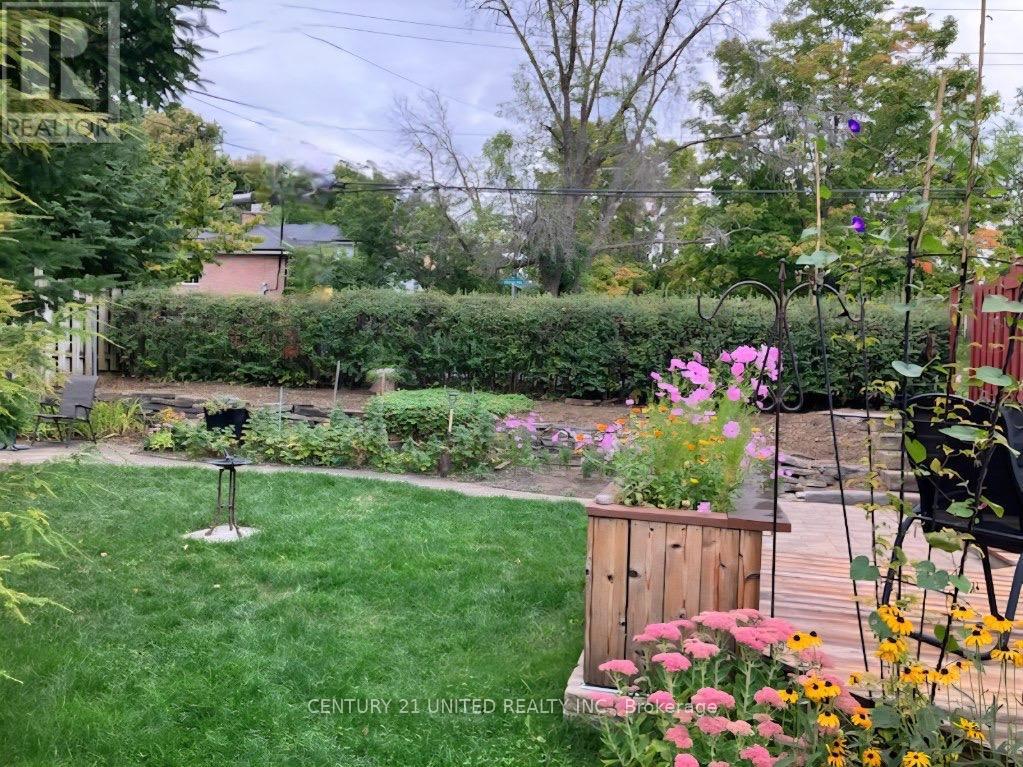 19 Anne Street, Peterborough (Town Ward 3), Ontario  K9J 4S3 - Photo 40 - X12950418