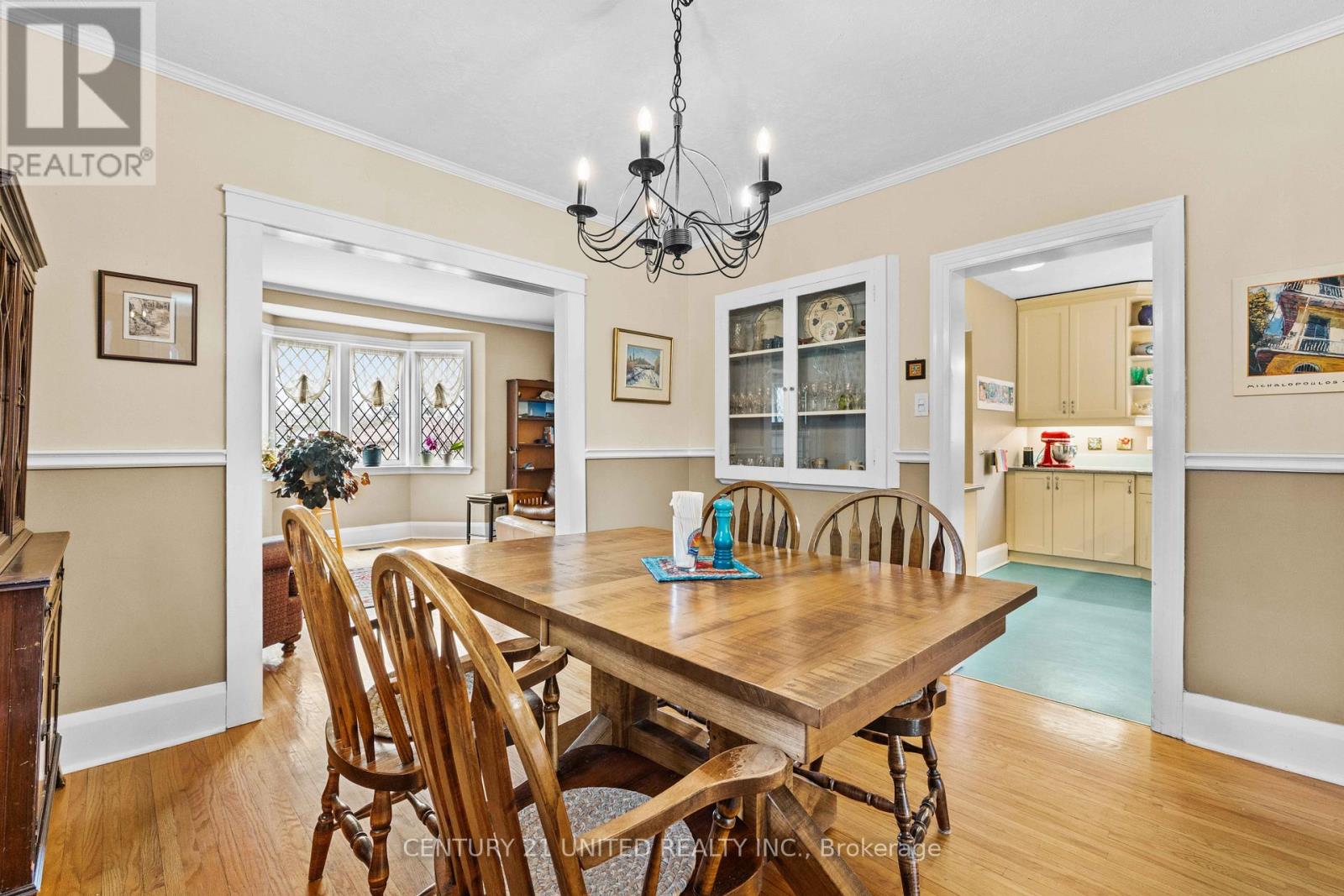 19 Anne Street, Peterborough (Town Ward 3), Ontario  K9J 4S3 - Photo 8 - X12950418