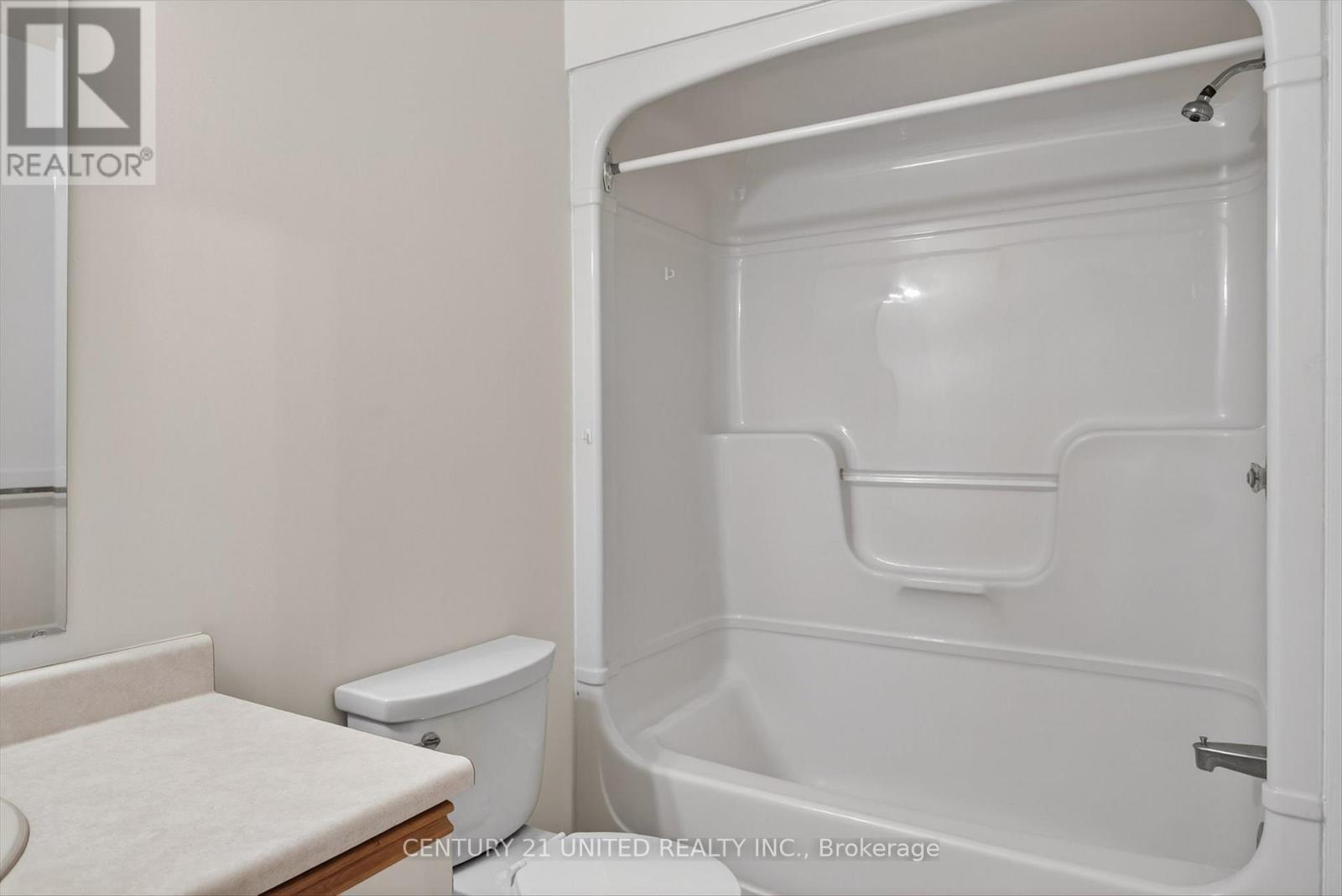 206 - 920 Ford Street, Peterborough (Otonabee Ward 1), Ontario  K9J 5V1 - Photo 22 - X12950800