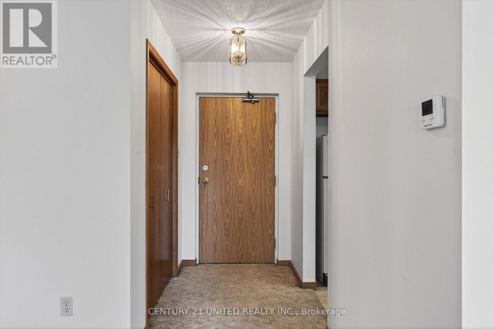 206 - 920 Ford Street, Peterborough (Otonabee Ward 1), Ontario  K9J 5V1 - Photo 6 - X12950800