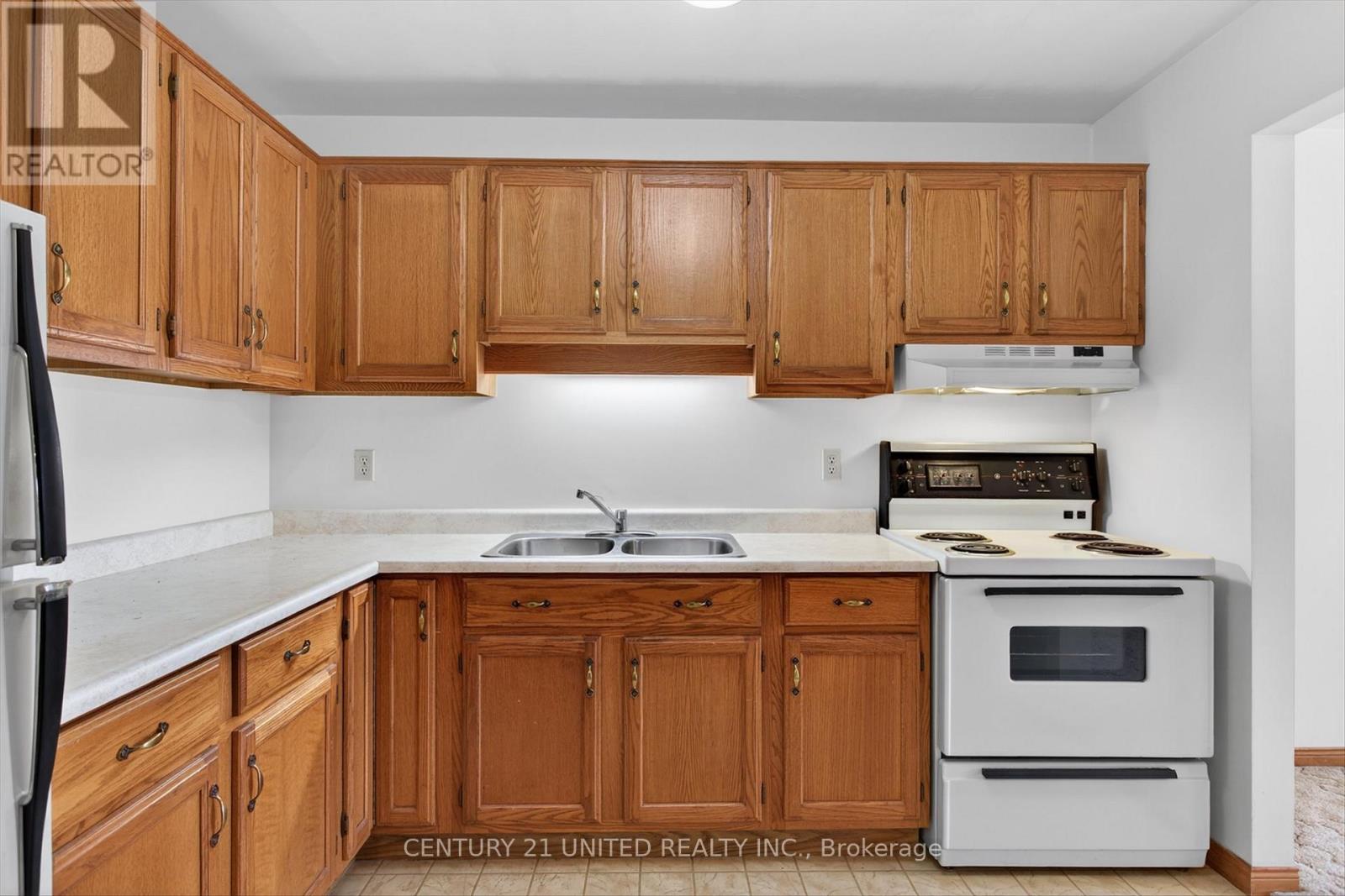 206 - 920 Ford Street, Peterborough (Otonabee Ward 1), Ontario  K9J 5V1 - Photo 7 - X12950800