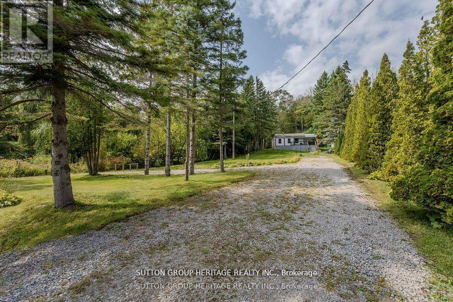 682 North Shore Drive E, Otonabee-South Monaghan, Ontario  K0L 1B0 - Photo 25 - X12950494