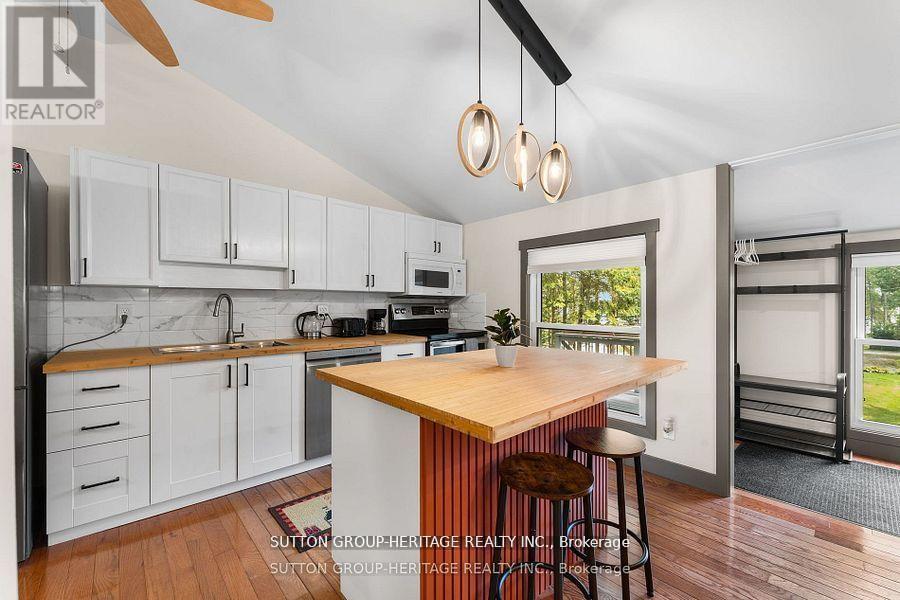 682 North Shore Drive E, Otonabee-South Monaghan, Ontario  K0L 1B0 - Photo 9 - X12950494