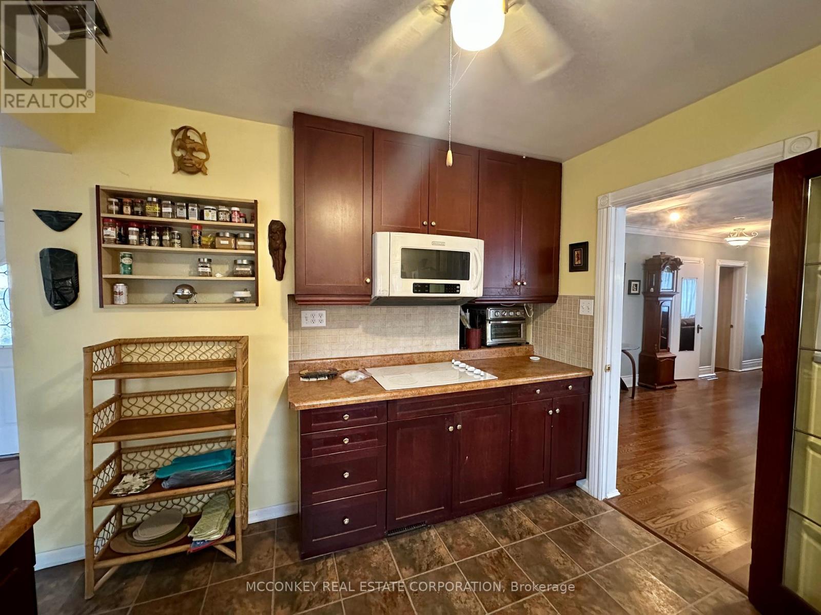 320 Mckellar Street, Peterborough (Otonabee Ward 1), Ontario  K9J 1P7 - Photo 11 - X12950992