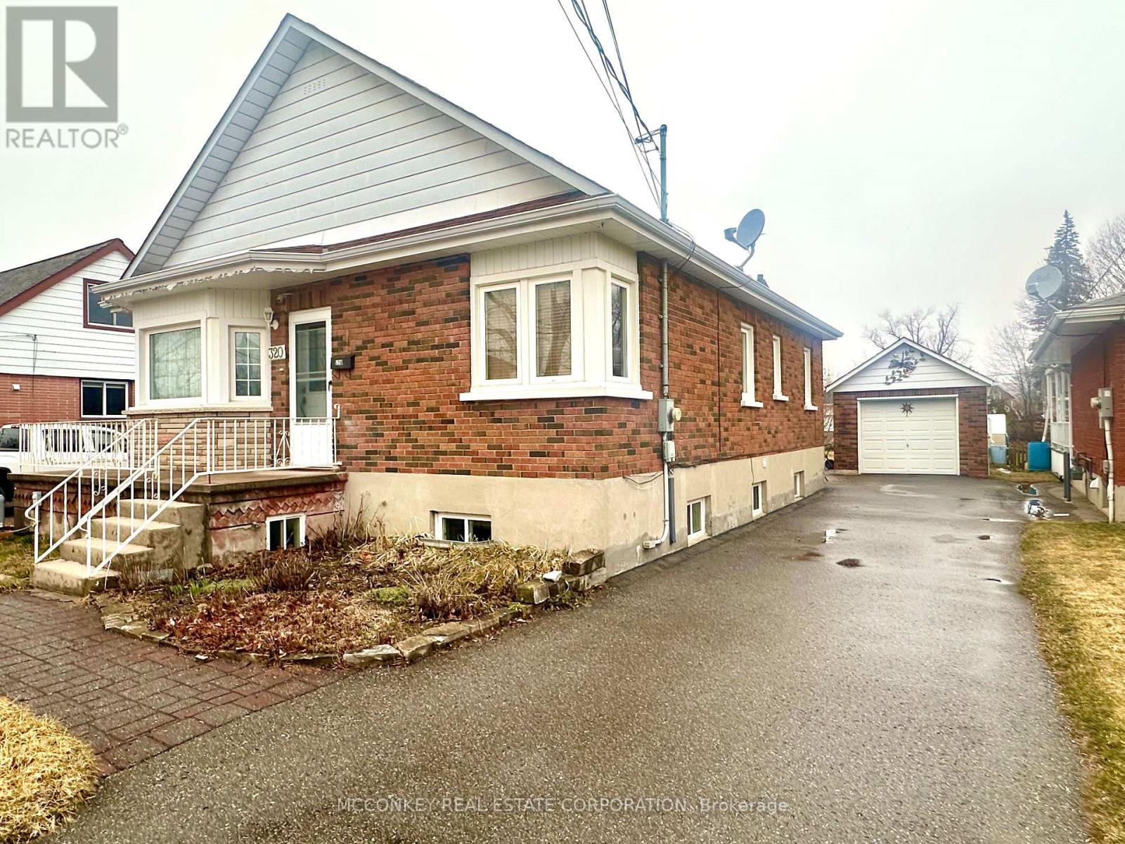 320 Mckellar Street, Peterborough (Otonabee Ward 1), Ontario  K9J 1P7 - Photo 2 - X12950992