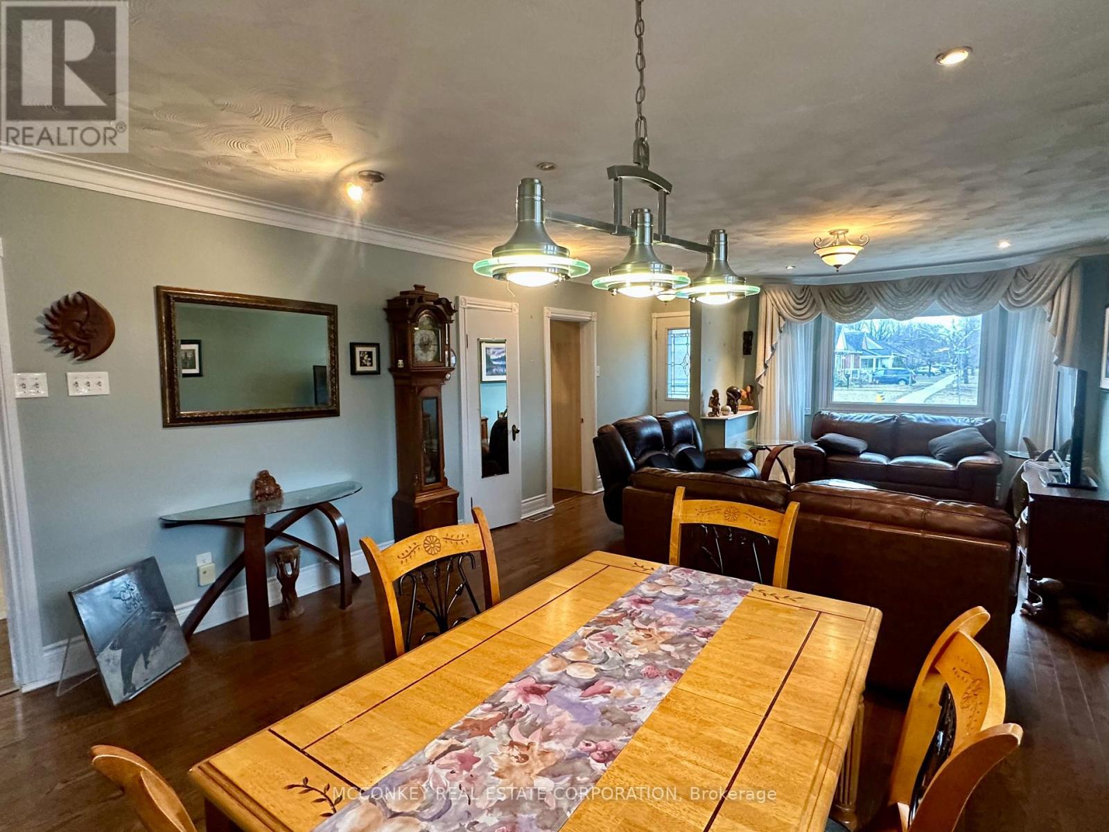 320 Mckellar Street, Peterborough (Otonabee Ward 1), Ontario  K9J 1P7 - Photo 8 - X12950992