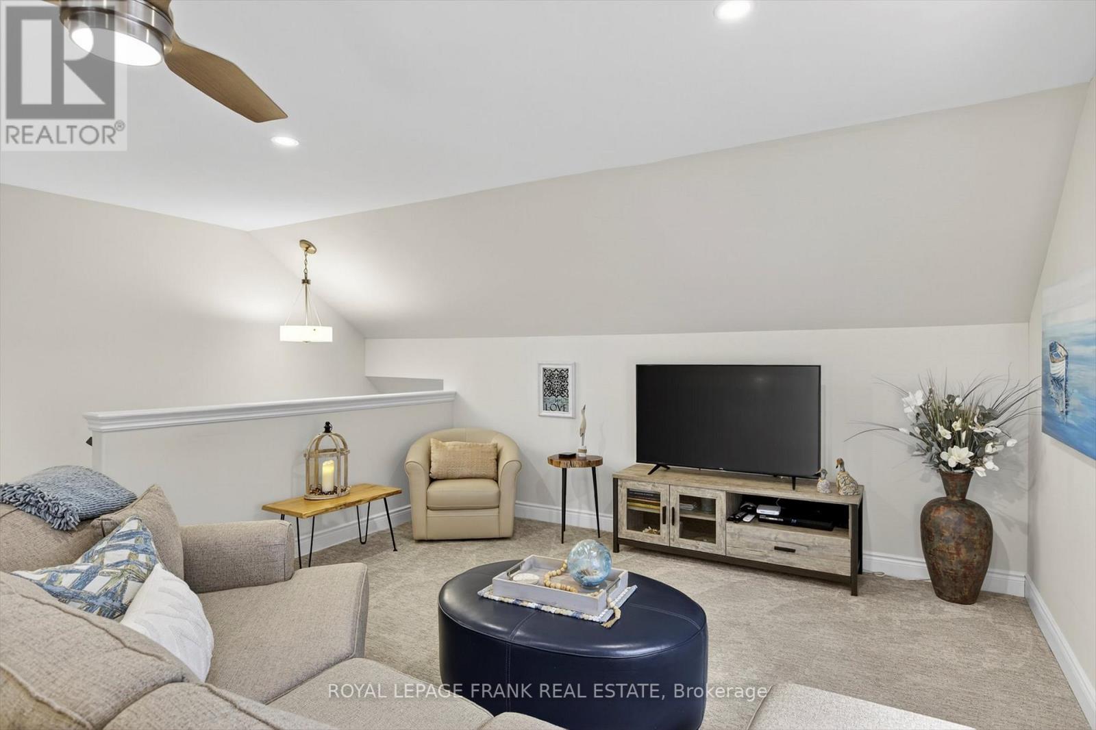 527 Macintosh Grove, Peterborough (Northcrest Ward 5), Ontario  K9H 0K1 - Photo 24 - X12951266