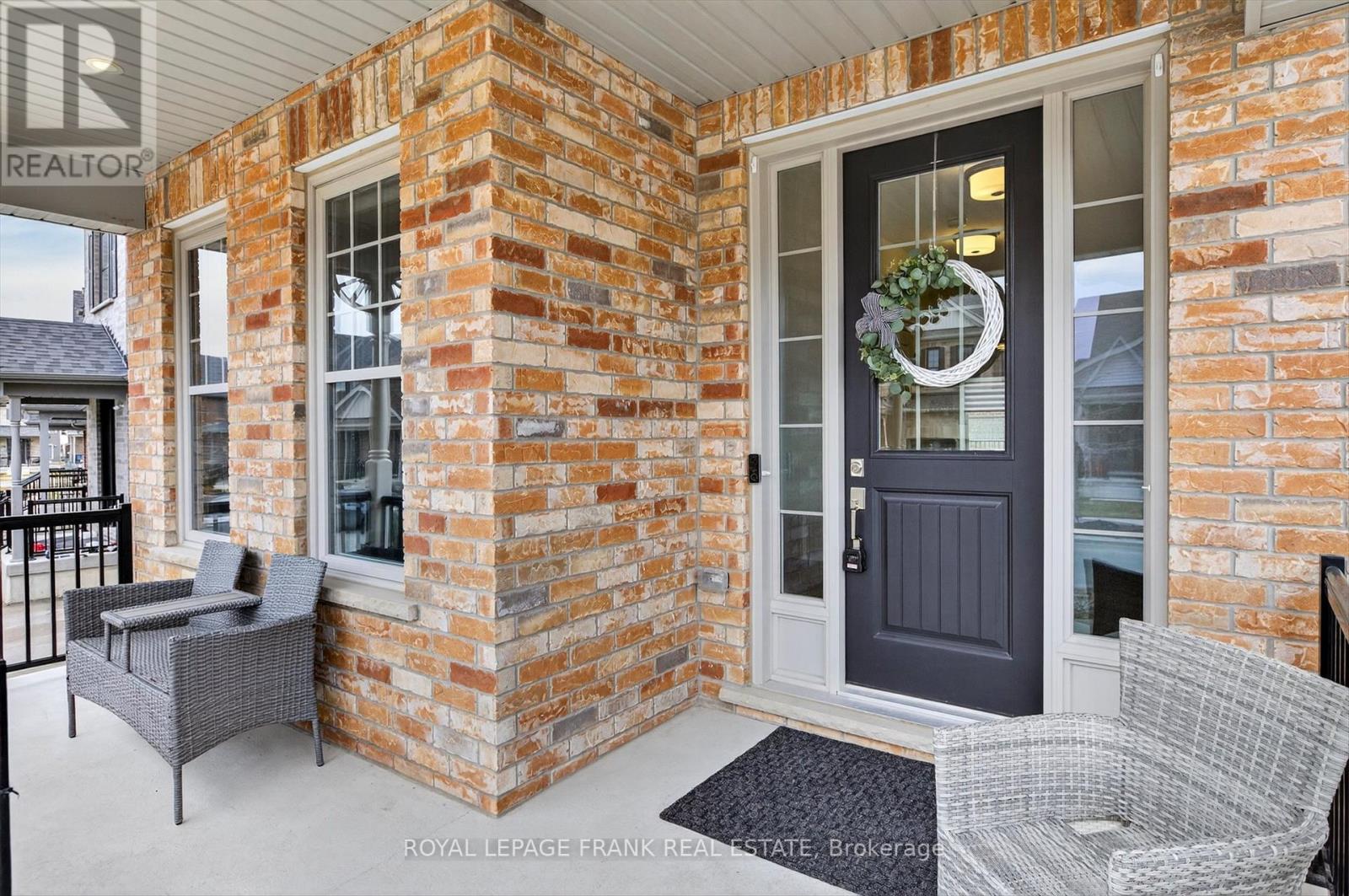 527 Macintosh Grove, Peterborough (Northcrest Ward 5), Ontario  K9H 0K1 - Photo 4 - X12951266