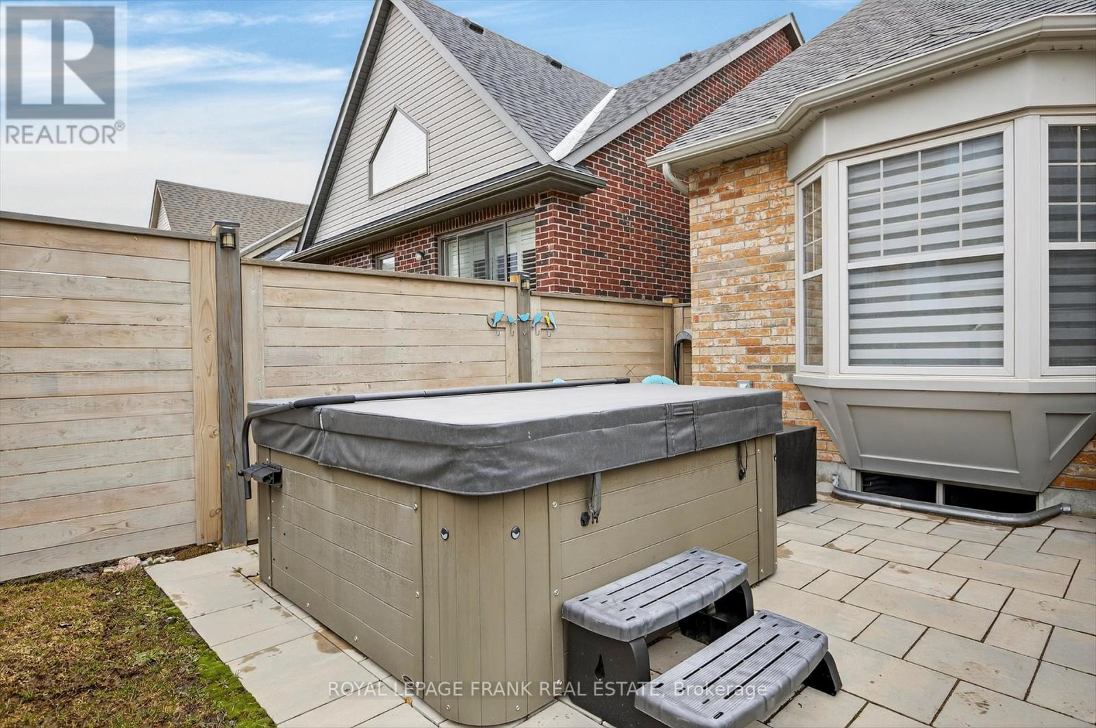 527 Macintosh Grove, Peterborough (Northcrest Ward 5), Ontario  K9H 0K1 - Photo 42 - X12951266