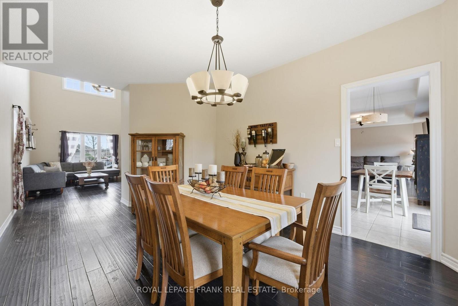 8 Kyle Court, Kawartha Lakes (Lindsay), Ontario  K9V 0E2 - Photo 14 - X12951300