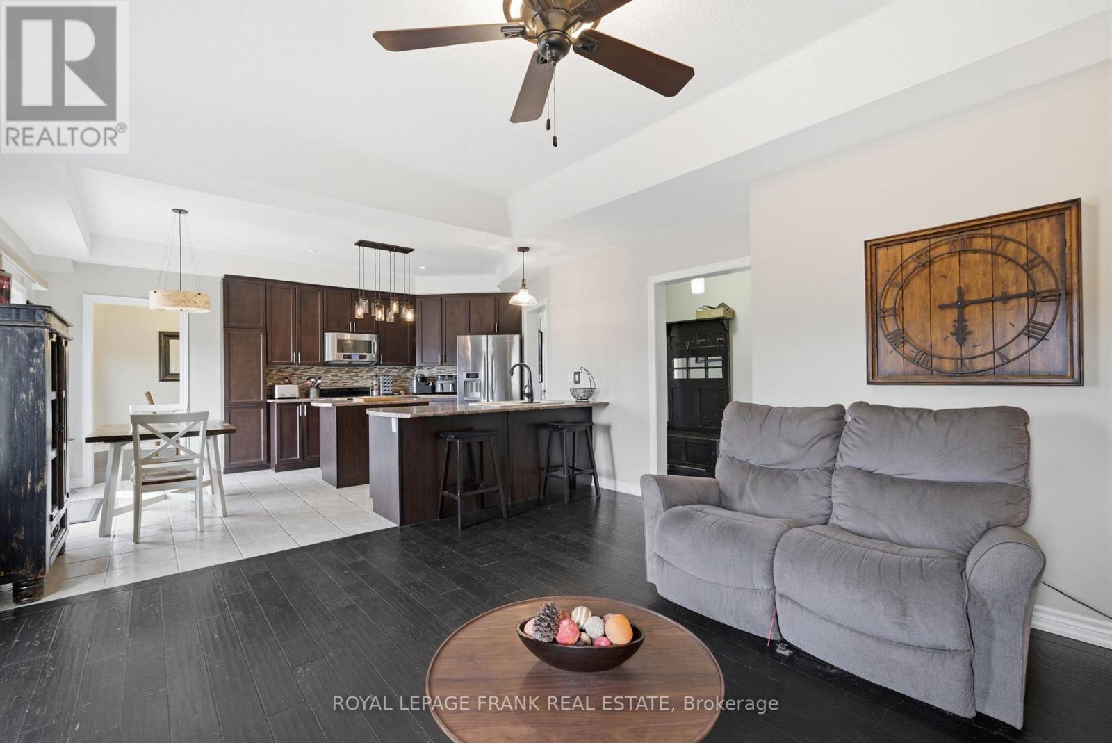 8 Kyle Court, Kawartha Lakes (Lindsay), Ontario  K9V 0E2 - Photo 19 - X12951300