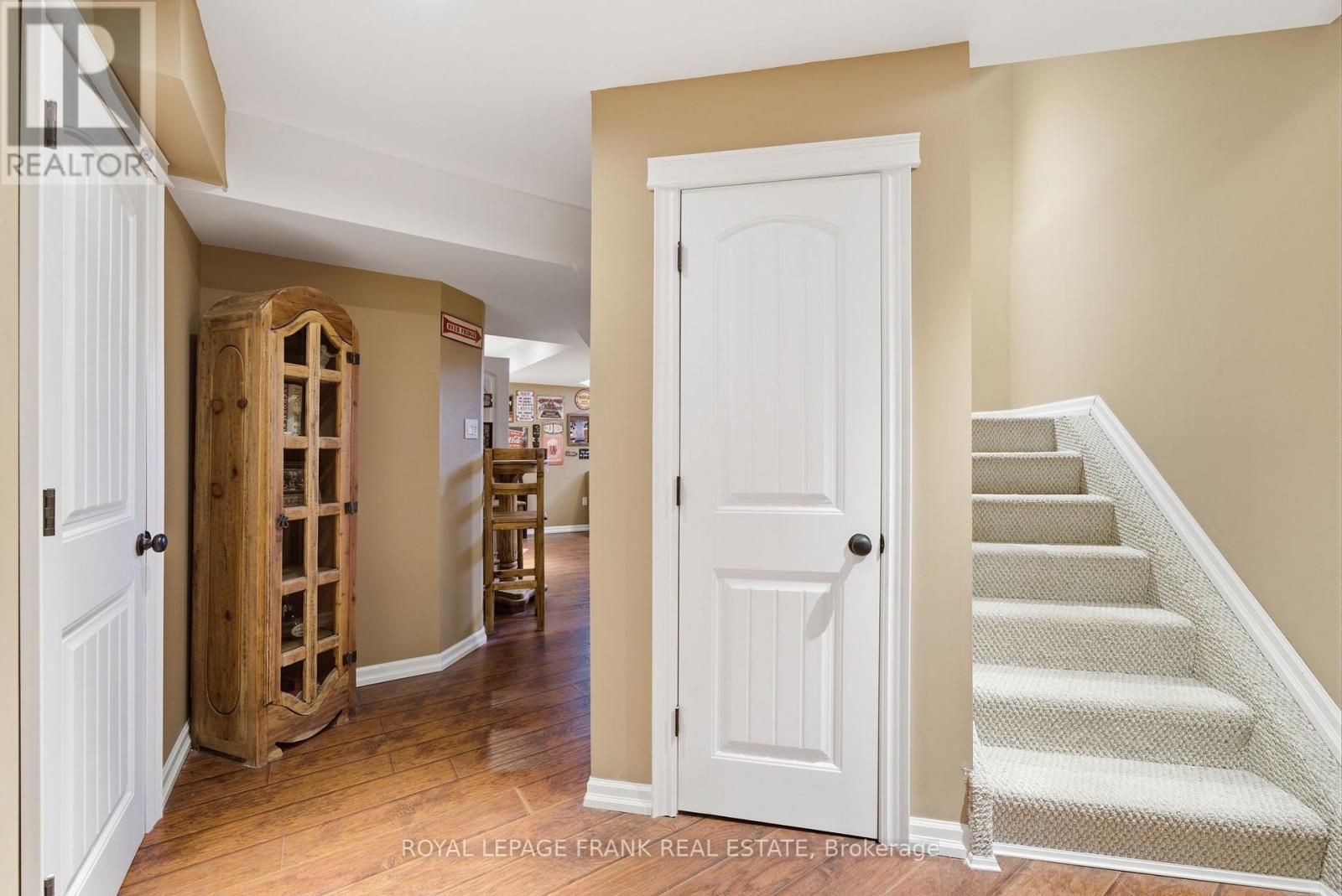 8 Kyle Court, Kawartha Lakes (Lindsay), Ontario  K9V 0E2 - Photo 30 - X12951300