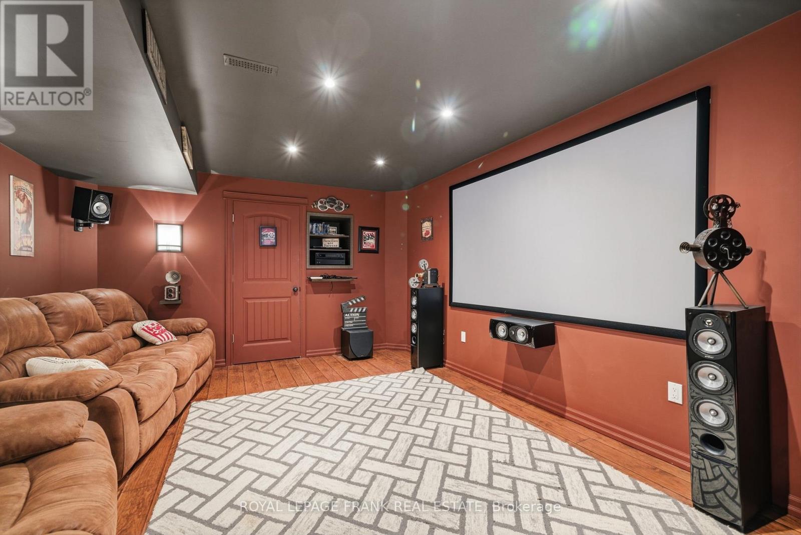 8 Kyle Court, Kawartha Lakes (Lindsay), Ontario  K9V 0E2 - Photo 38 - X12951300