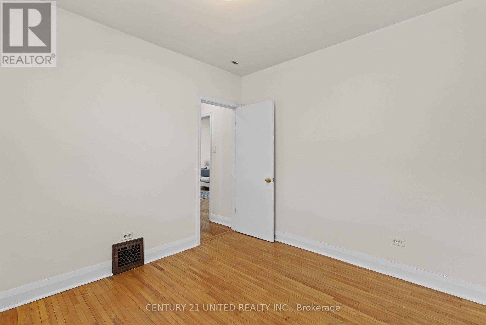 661 Rubidge Street, Peterborough (Town Ward 3), Ontario  K9H 4G2 - Photo 18 - X12951394