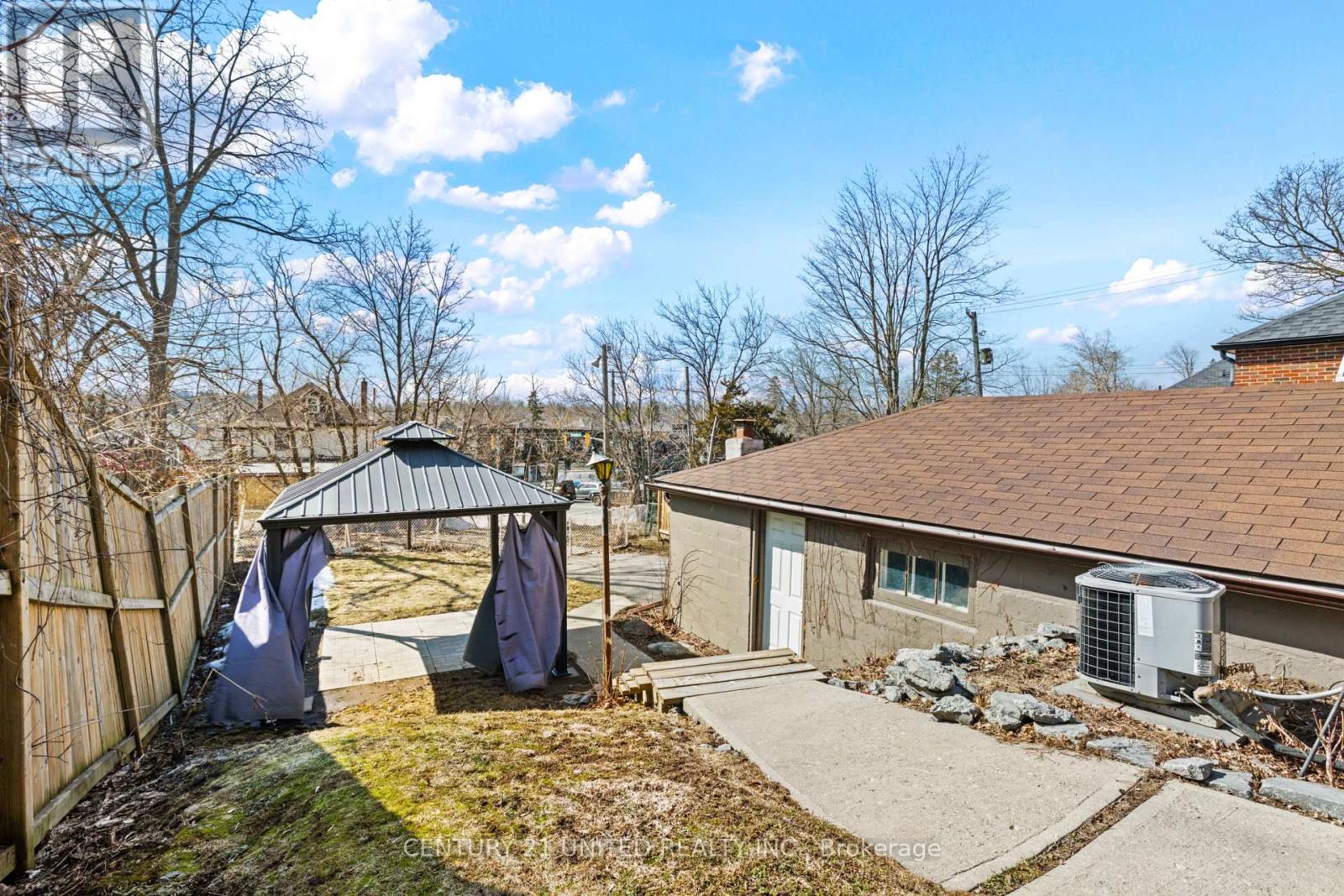 661 Rubidge Street, Peterborough (Town Ward 3), Ontario  K9H 4G2 - Photo 24 - X12951394