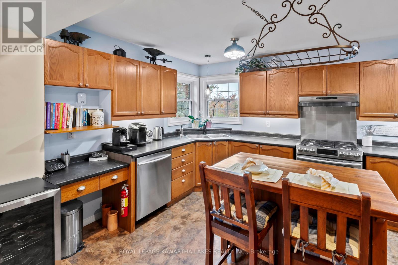 95 Kenrei Road, Kawartha Lakes (Fenelon), Ontario  K9V 4R1 - Photo 8 - X12951562