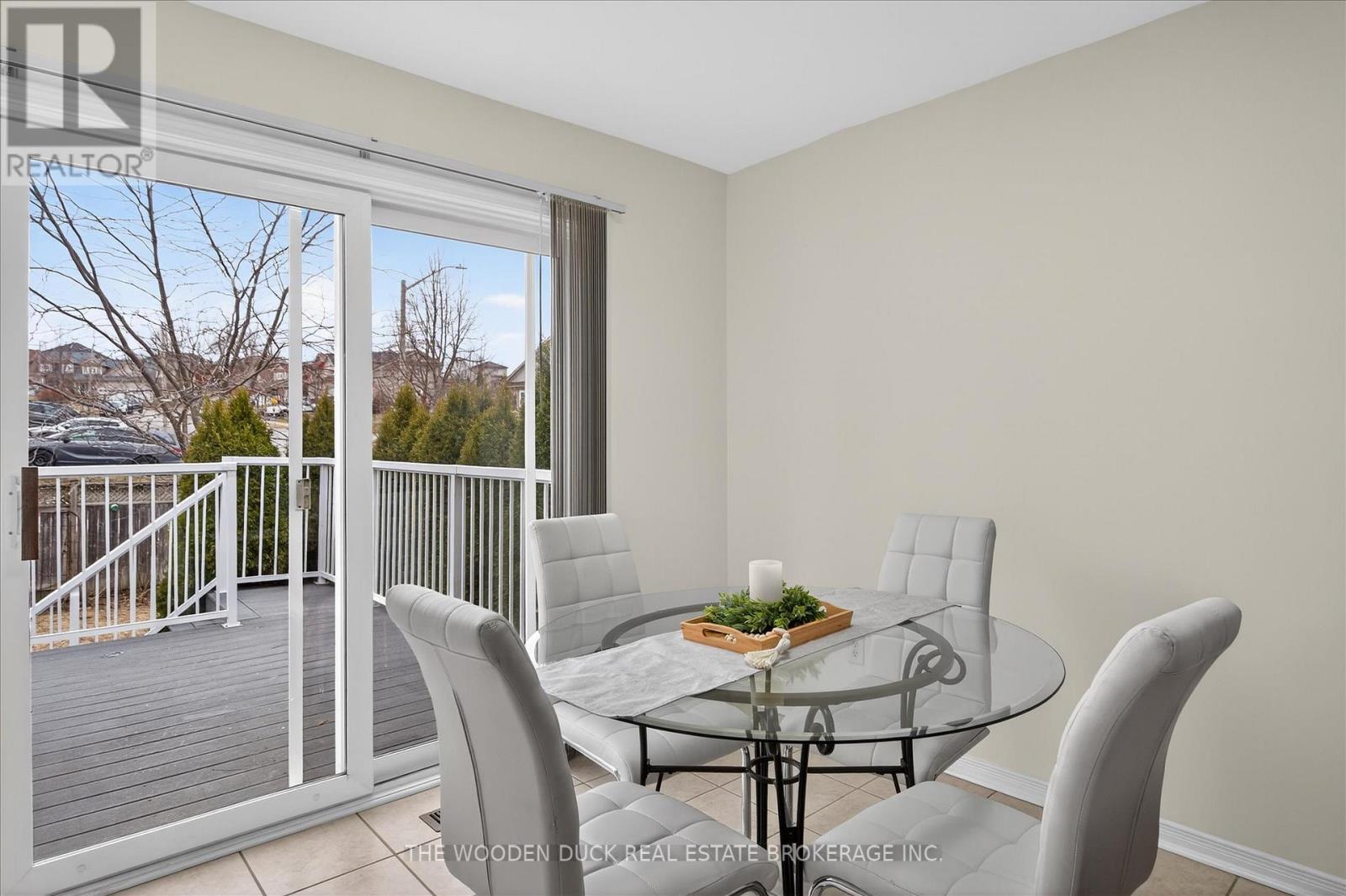 204 Evans Drive, Peterborough (Northcrest Ward 5), Ontario  K9H 7S6 - Photo 16 - X12951930