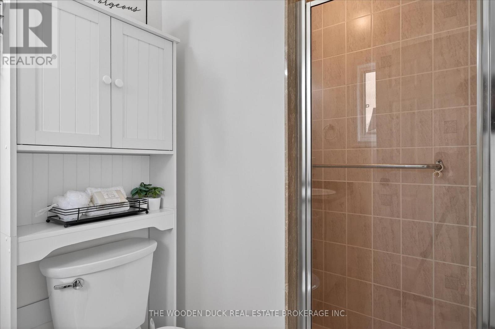 204 Evans Drive, Peterborough (Northcrest Ward 5), Ontario  K9H 7S6 - Photo 26 - X12951930