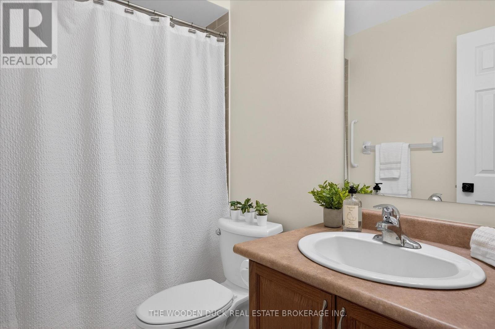 204 Evans Drive, Peterborough (Northcrest Ward 5), Ontario  K9H 7S6 - Photo 30 - X12951930