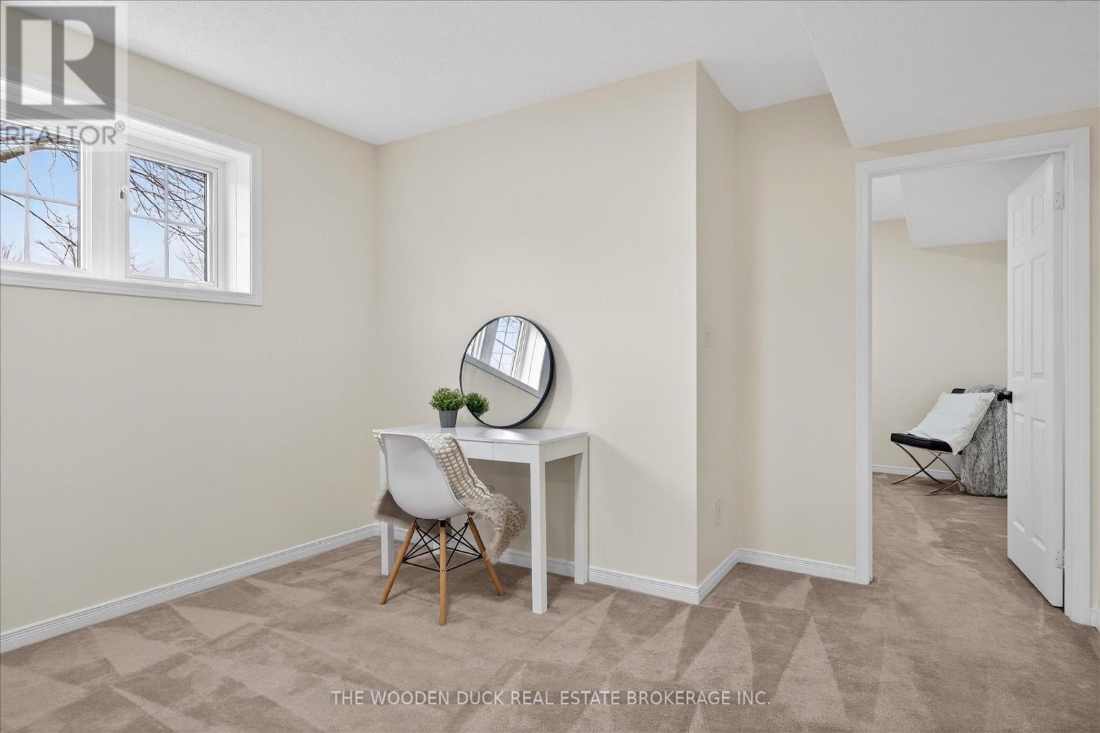 204 Evans Drive, Peterborough (Northcrest Ward 5), Ontario  K9H 7S6 - Photo 35 - X12951930