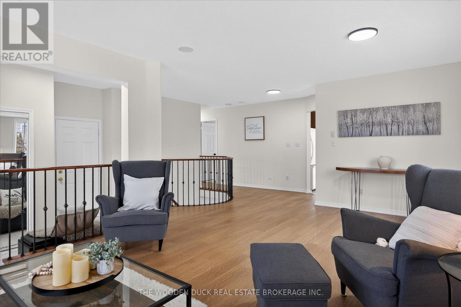 204 Evans Drive, Peterborough (Northcrest Ward 5), Ontario  K9H 7S6 - Photo 9 - X12951930