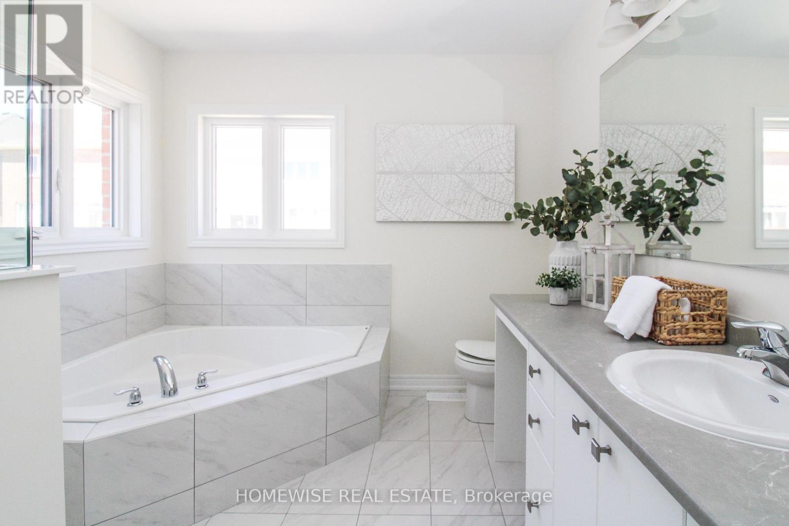 510 Clayton Avenue, Peterborough (Monaghan Ward 2), Ontario  K9K 0H5 - Photo 9 - X12951452