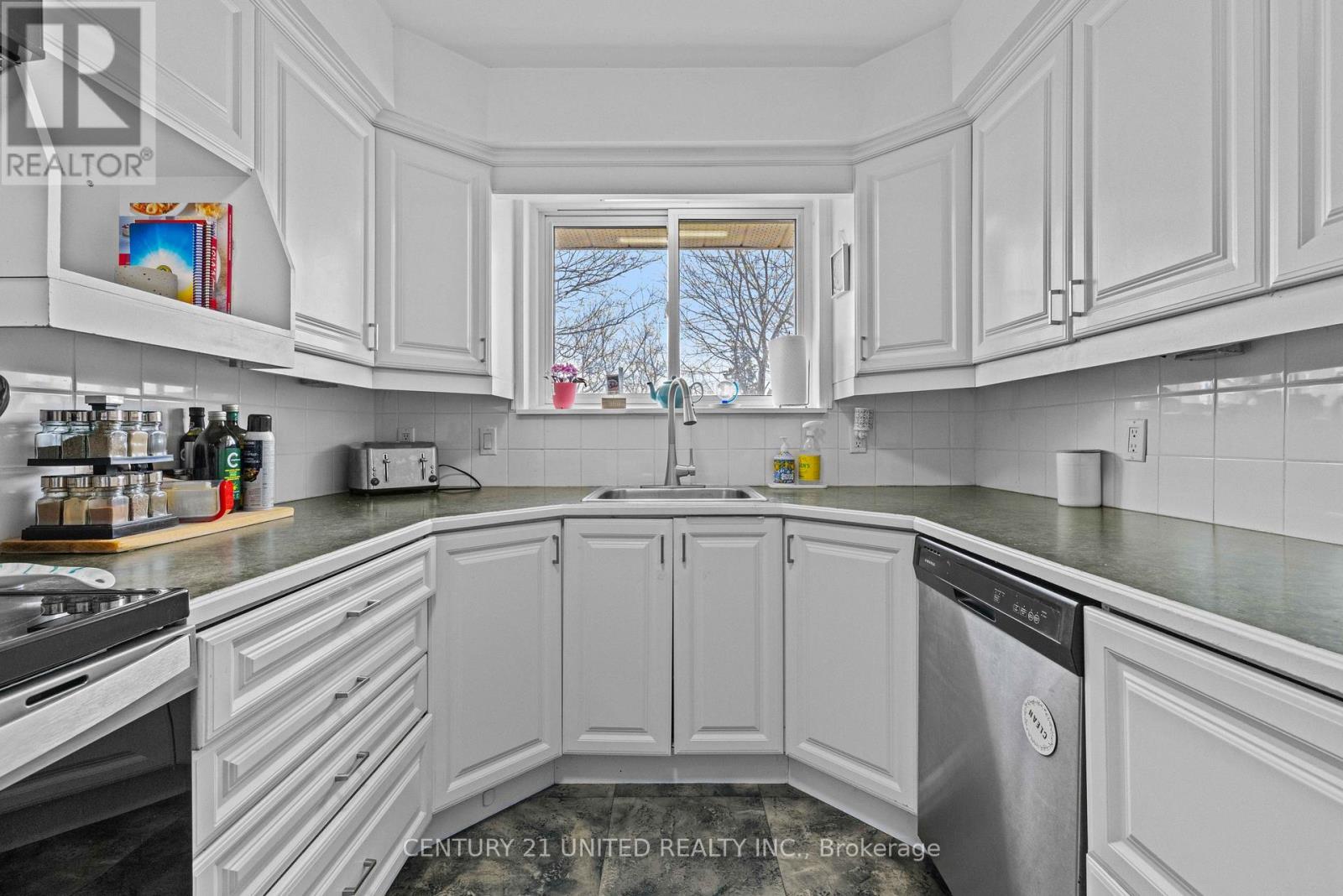 8 Mclean Avenue, Havelock-Belmont-Methuen (Havelock), Ontario  K0L 1Z0 - Photo 19 - X12951944