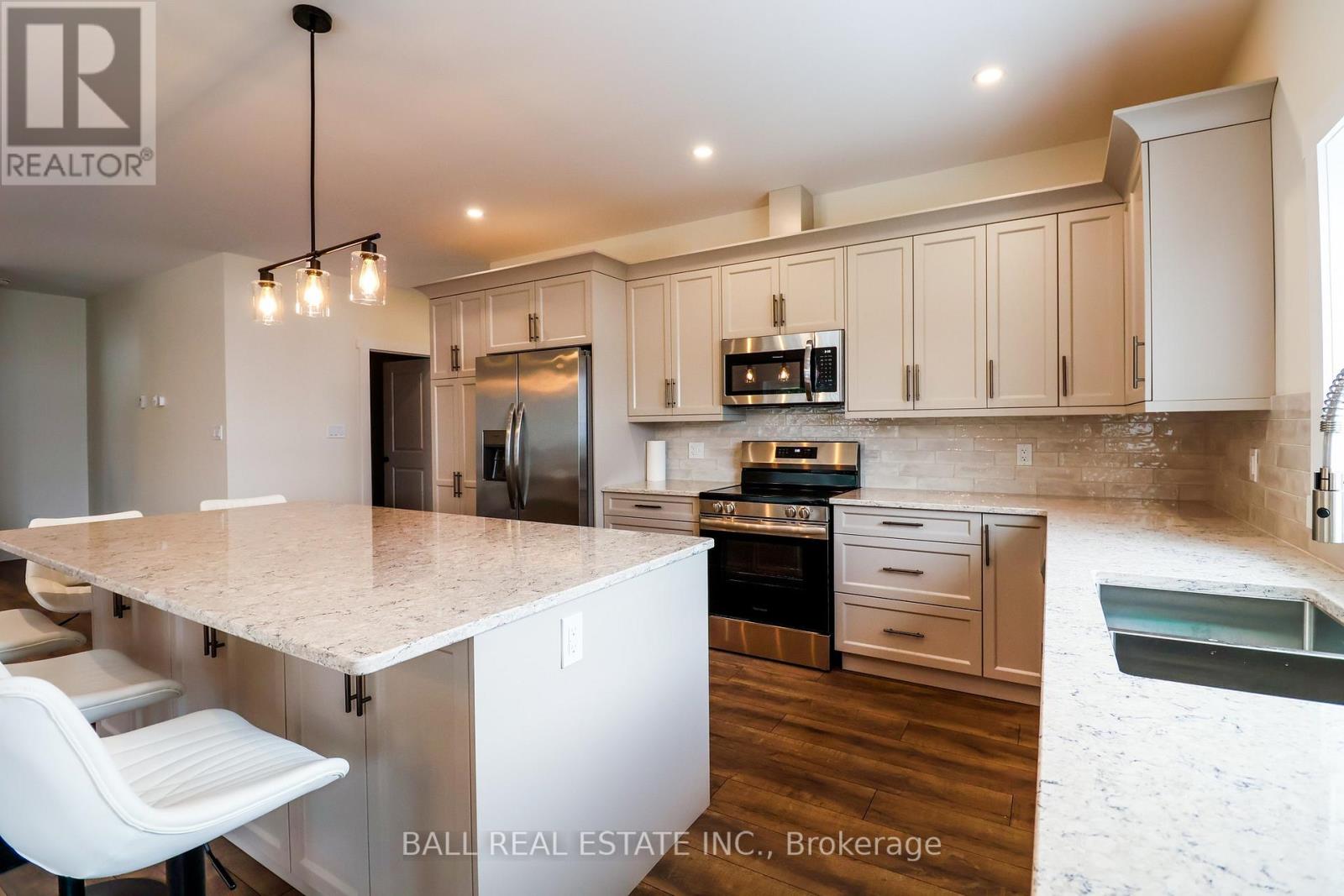 9 Williams Drive, Bancroft (Bancroft Ward), Ontario  K0L 1C0 - Photo 7 - X12951992