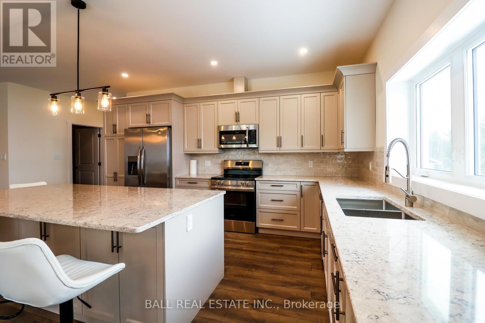 9 Williams Drive, Bancroft (Bancroft Ward), Ontario  K0L 1C0 - Photo 8 - X12951992