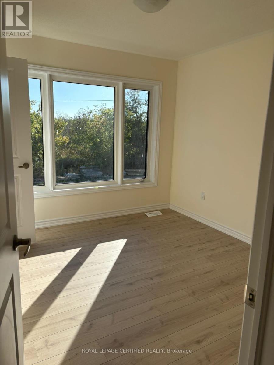 331 Lindsay Street N, Kawartha Lakes (Lindsay), Ontario  K9V 0T2 - Photo 11 - X12951968