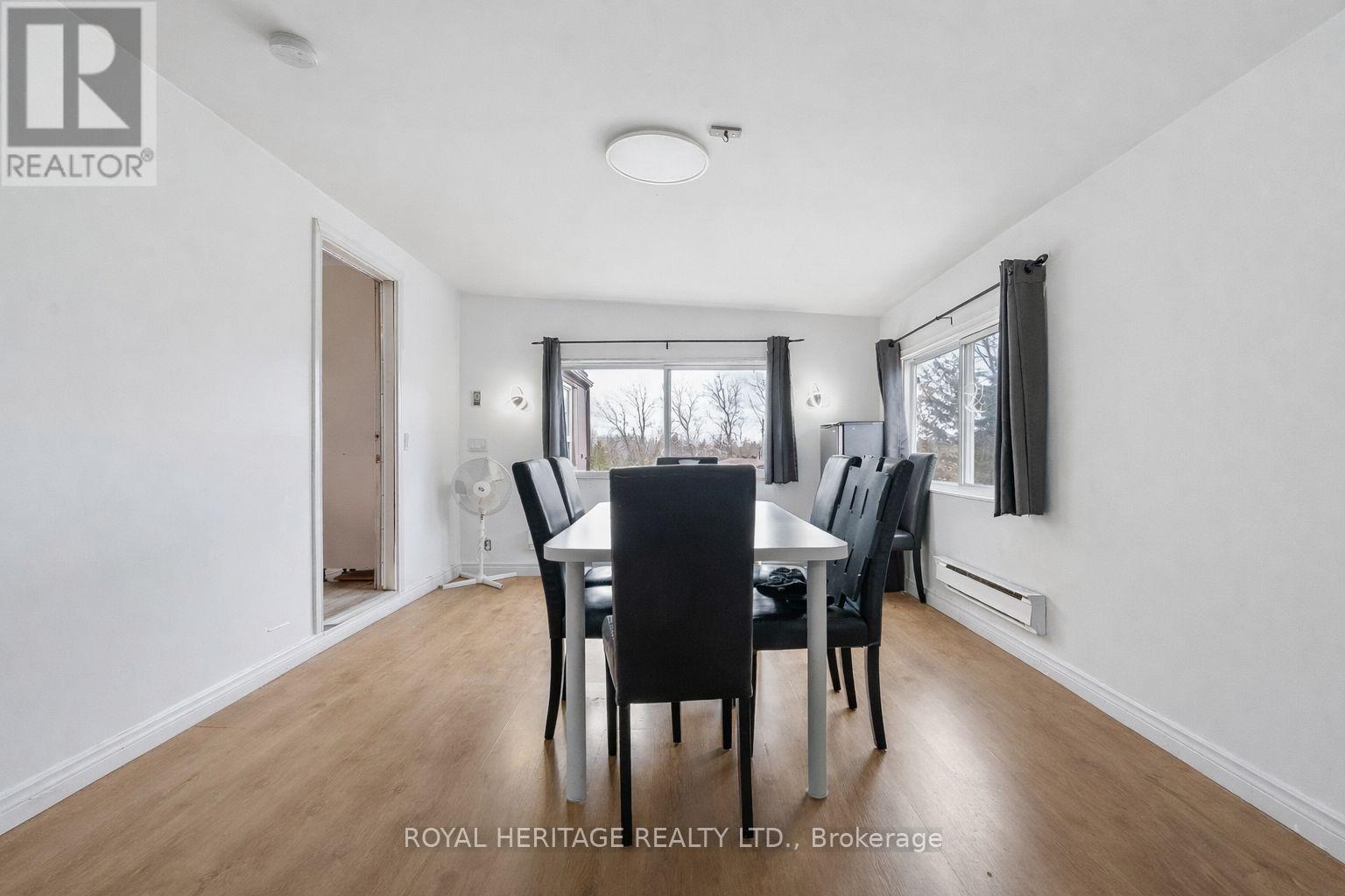 16 Fenelon Way, Kawartha Lakes (Fenelon), Ontario  K9V 4R1 - Photo 14 - X12952358