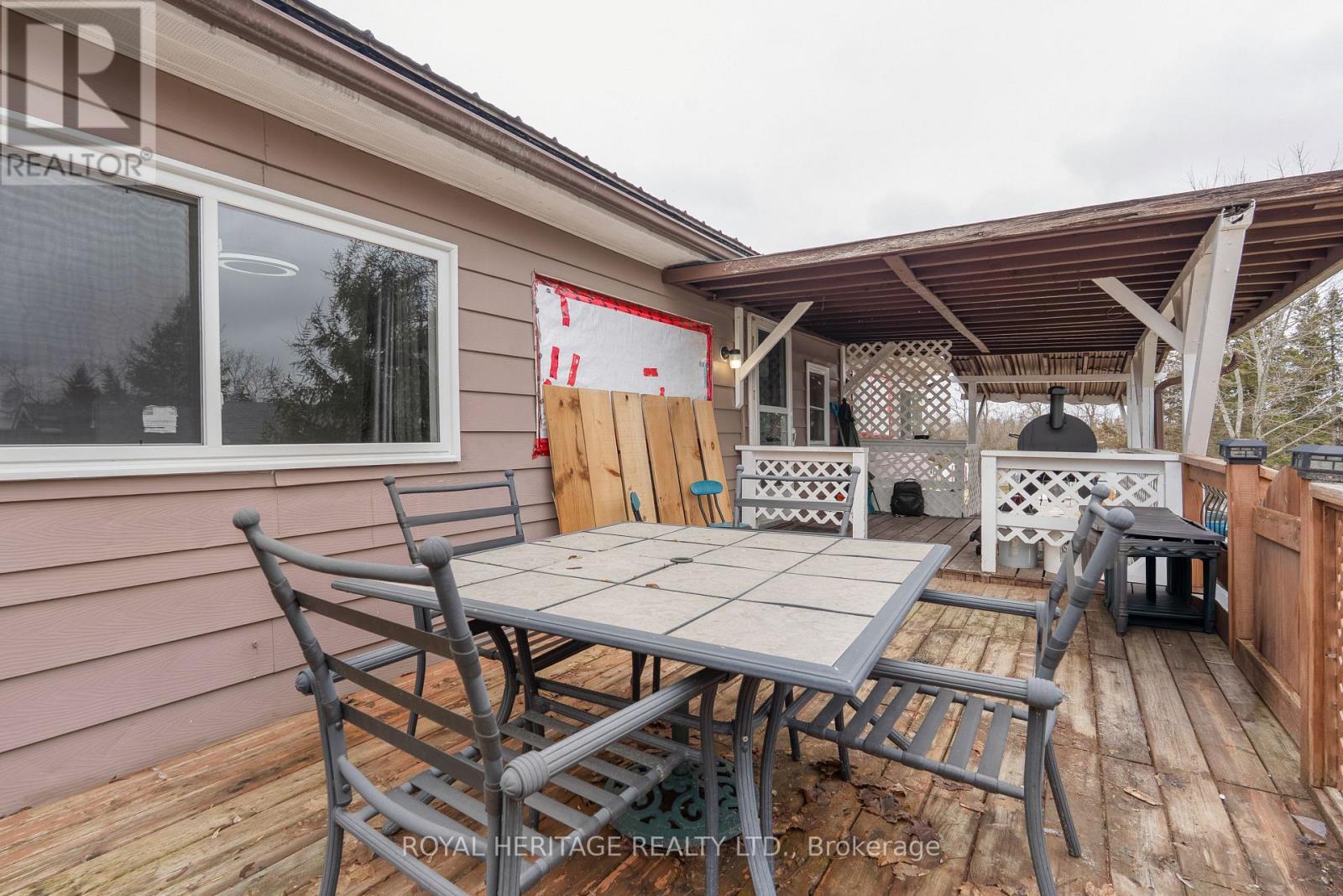 16 Fenelon Way, Kawartha Lakes (Fenelon), Ontario  K9V 4R1 - Photo 27 - X12952358