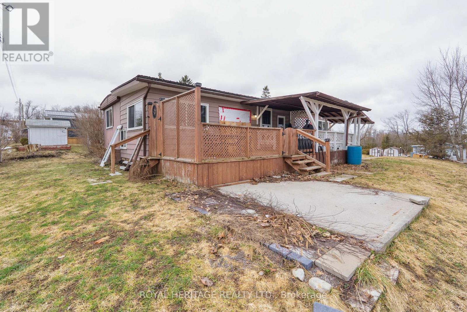 16 Fenelon Way, Kawartha Lakes (Fenelon), Ontario  K9V 4R1 - Photo 28 - X12952358