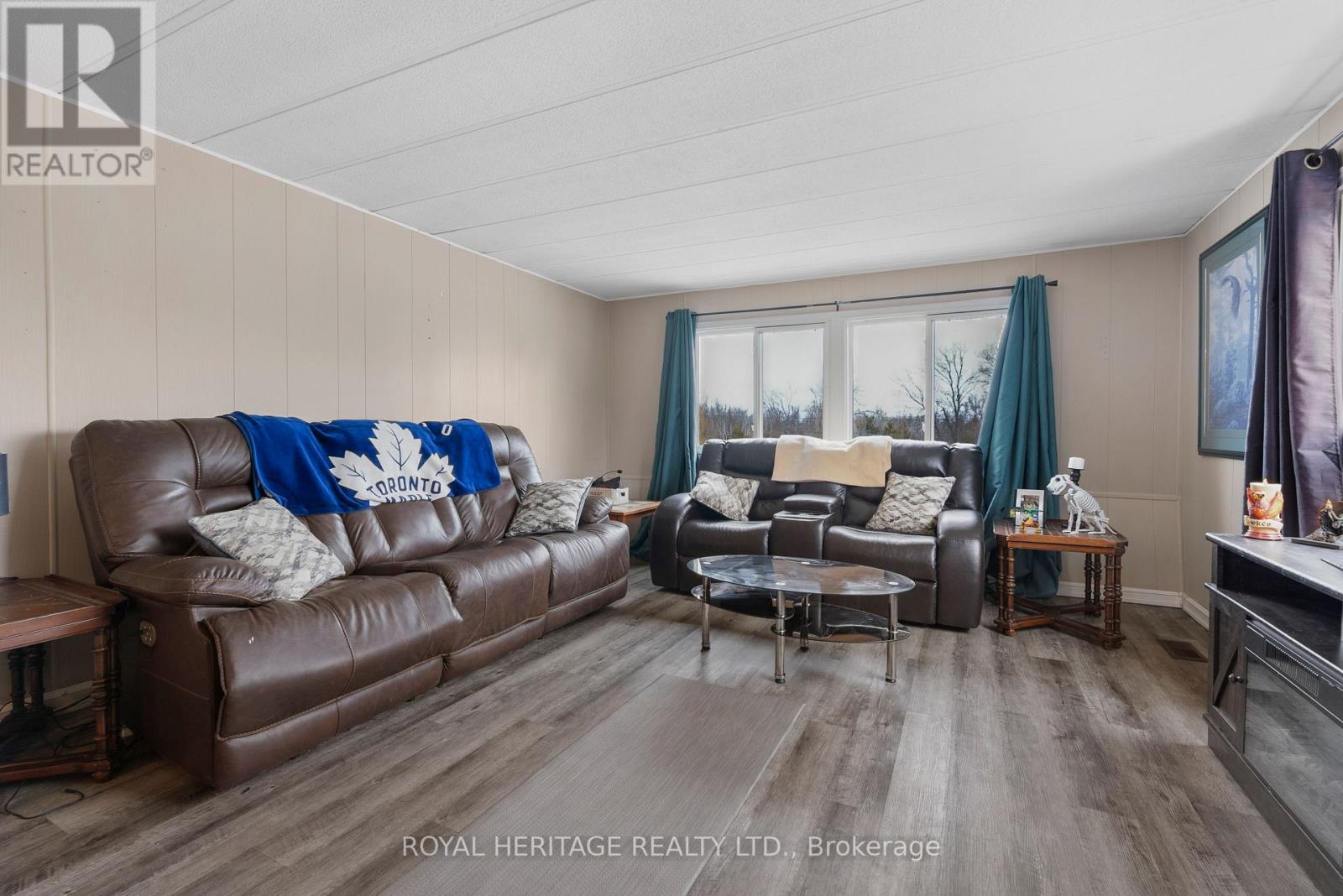 16 Fenelon Way, Kawartha Lakes (Fenelon), Ontario  K9V 4R1 - Photo 9 - X12952358