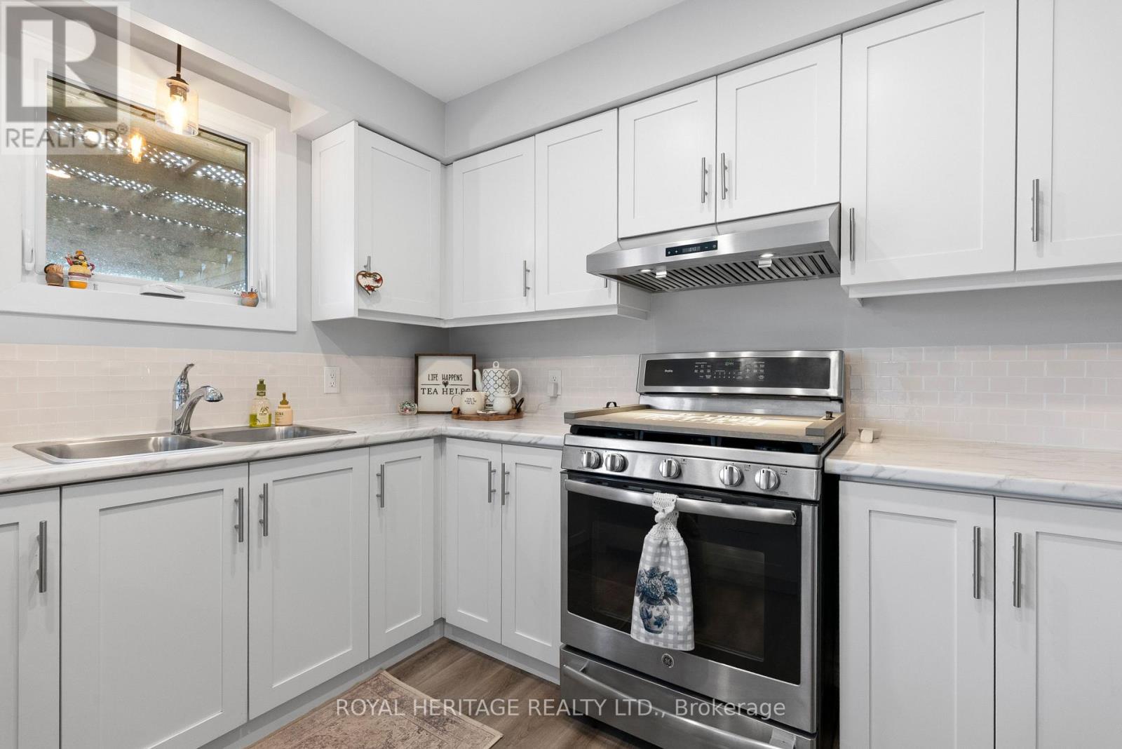 322 Victoria Avenue N, Kawartha Lakes (Lindsay), Ontario  K9V 5T6 - Photo 10 - X12952370