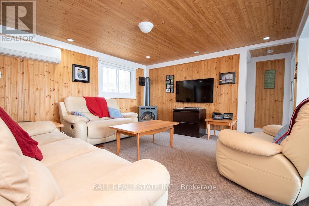 58 Woodland Trail, Trent Lakes, Ontario  K0L 1J0 - Photo 7 - X12952514