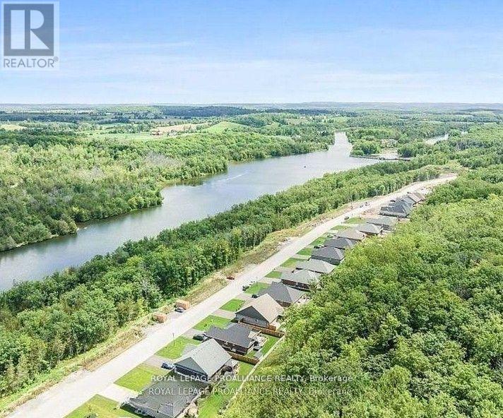 82 Riverside Trail, Trent Hills (Campbellford), Ontario  K0L 1L0 - Photo 6 - X12952690
