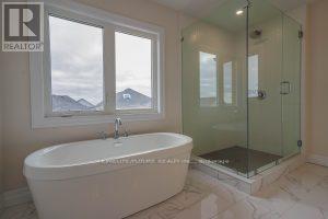 235 O'neil Street, Peterborough (Monaghan Ward 2), Ontario  K9K 0H8 - Photo 11 - X12952504