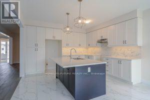 235 O'neil Street, Peterborough (Monaghan Ward 2), Ontario  K9K 0H8 - Photo 2 - X12952504