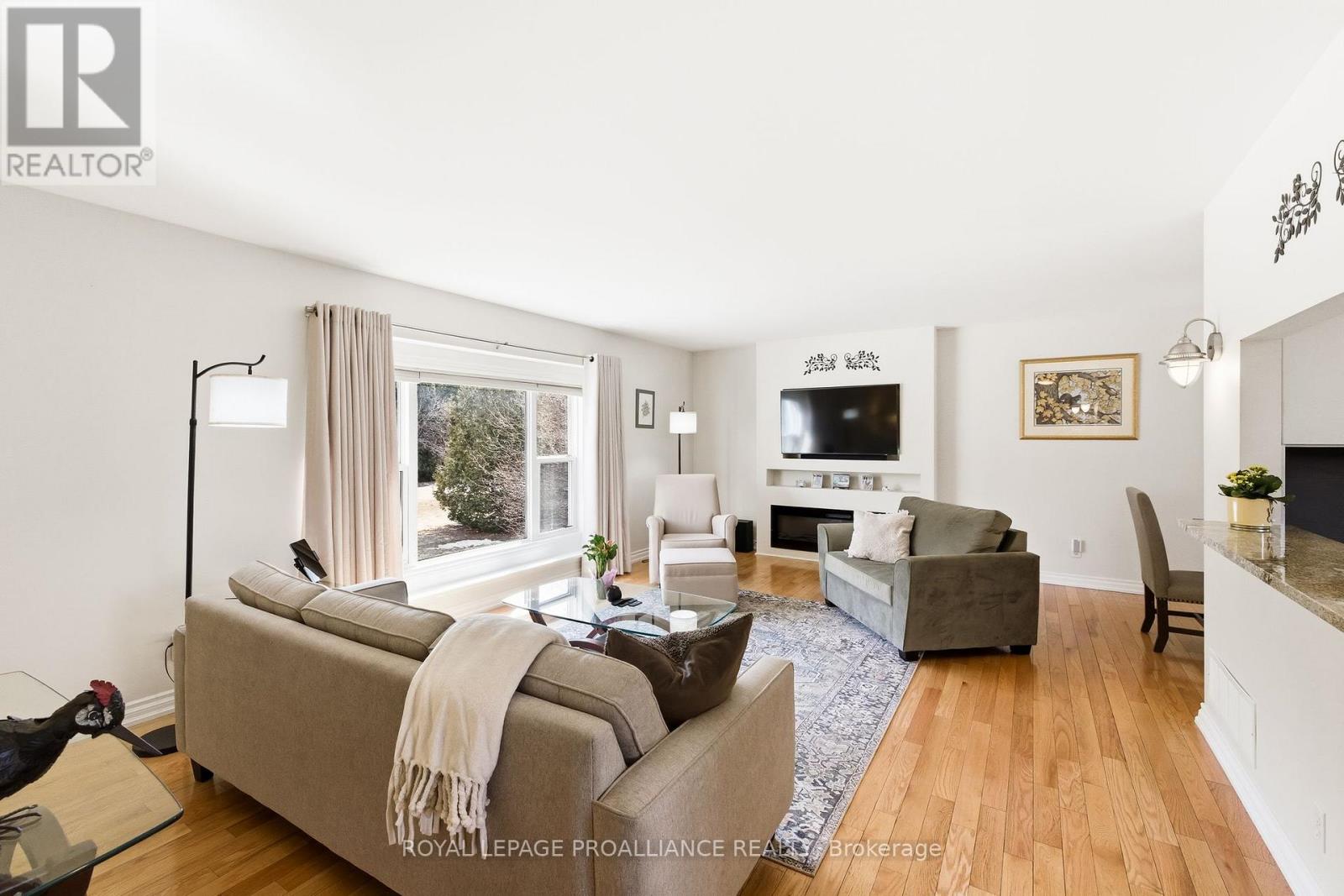 1478 Cedar Valley Road, Cavan Monaghan (Cavan Twp), Ontario  K0L 1V0 - Photo 5 - X12953022