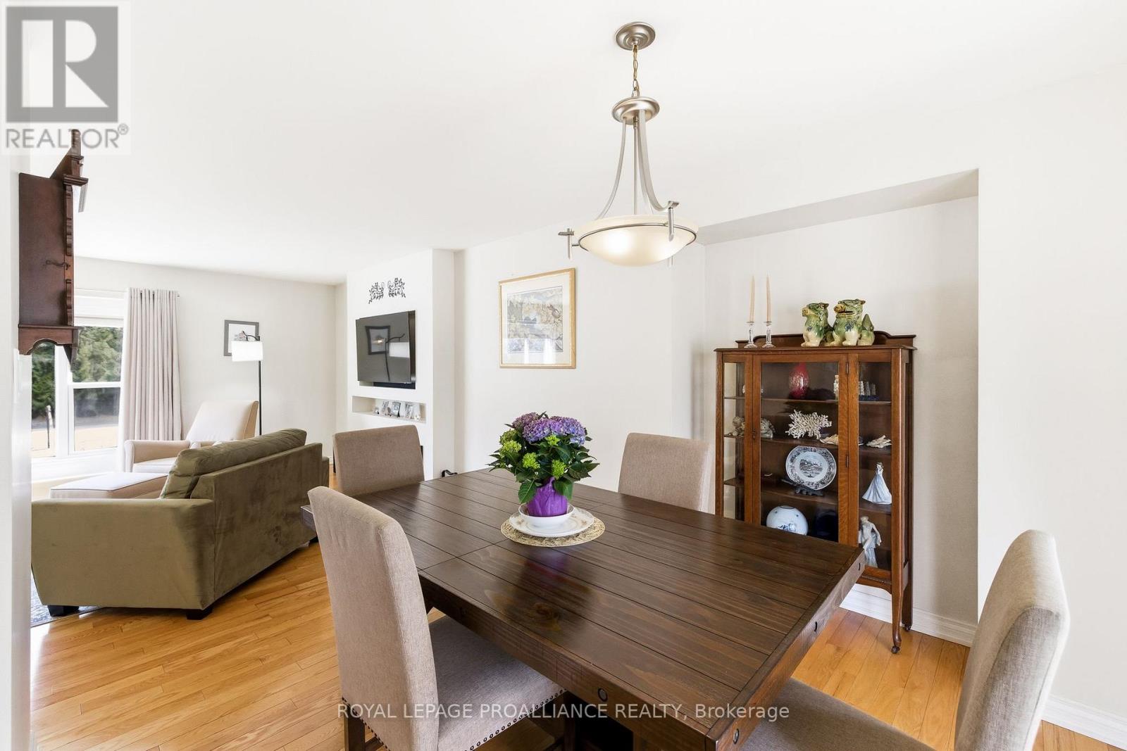 1478 Cedar Valley Road, Cavan Monaghan (Cavan Twp), Ontario  K0L 1V0 - Photo 9 - X12953022