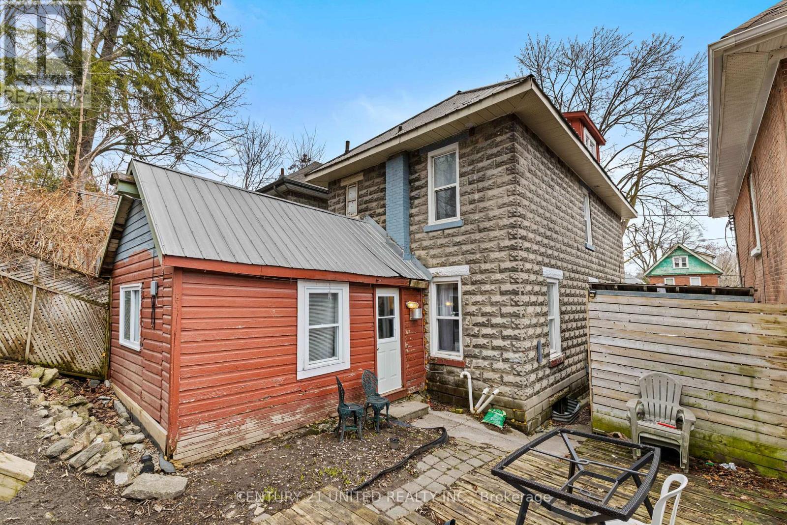 575 Bethune Street, Peterborough (Town Ward 3), Ontario  K9H 3Z7 - Photo 4 - X12953038