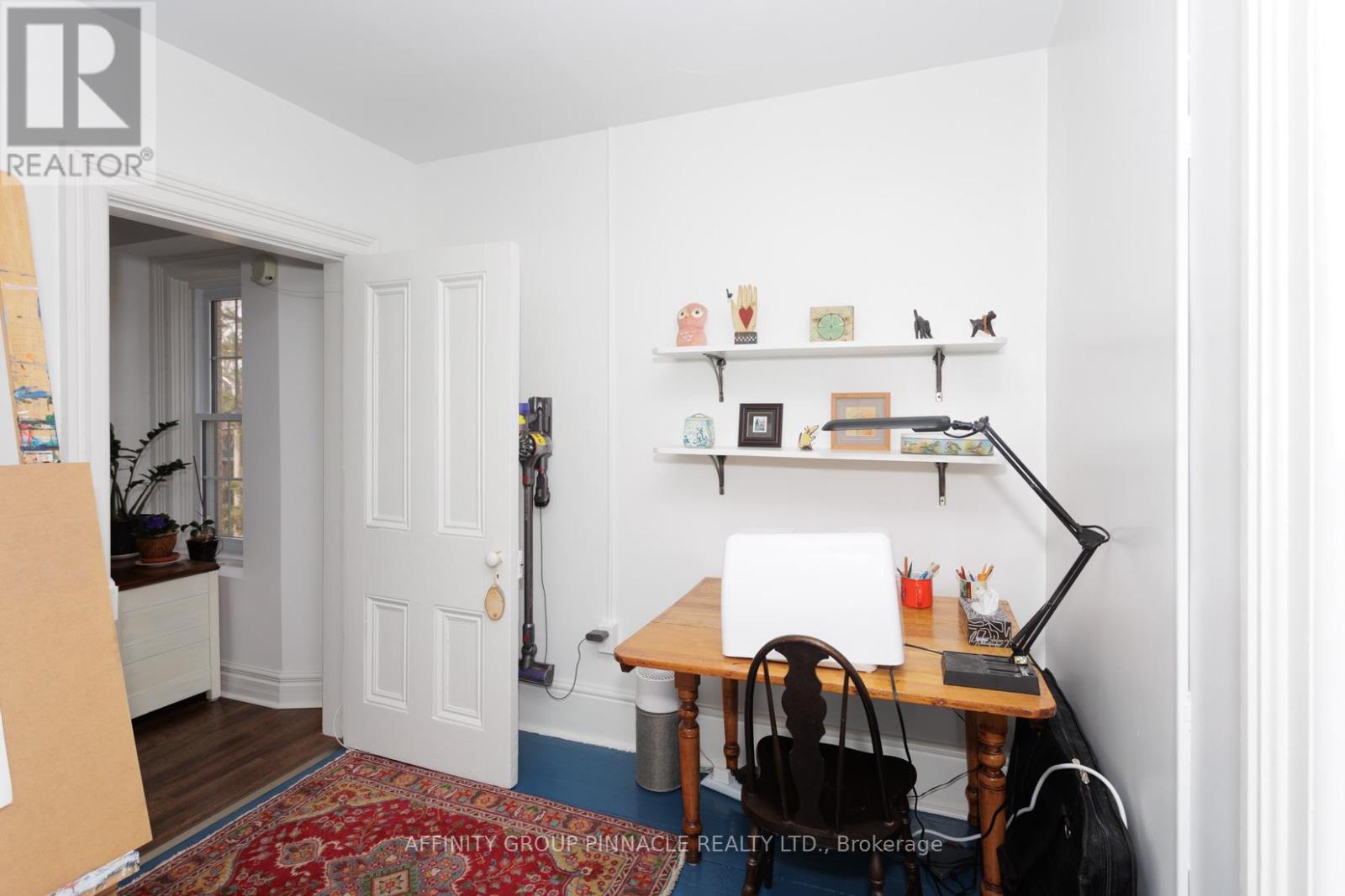 12 Russell Street E, Kawartha Lakes (Lindsay), Ontario  K9V 1Z8 - Photo 35 - X12953094