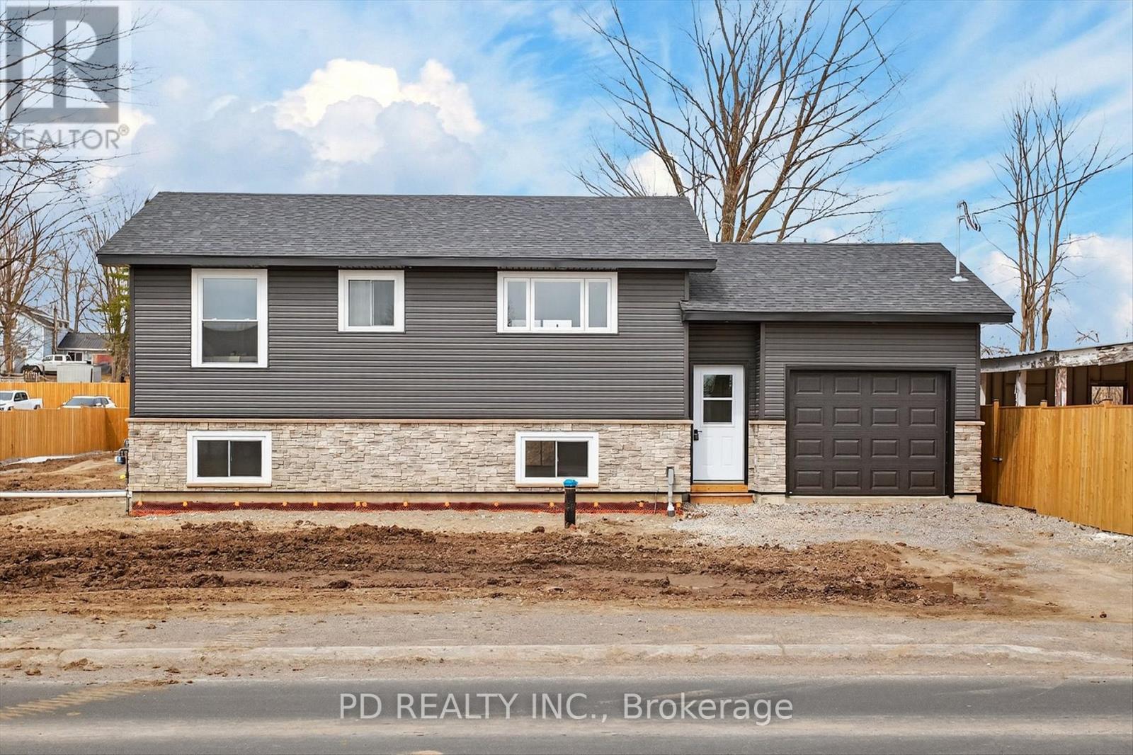 934 Mount Pleasant Road, Cavan Monaghan (Cavan Twp), Ontario  L0A 1C0 - Photo 2 - X12953316